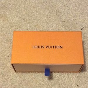 Louis Vuitton Box Small (glasses)
